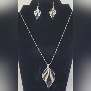 KC 3 Piece Jewelry Set Leaf design Black Enamel with Rhinestones in Silverstone